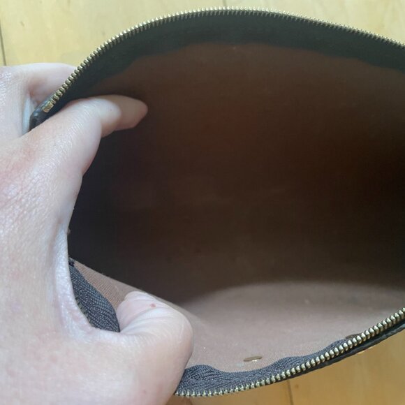 EUC Louis Vuitton Eva Pochette - Picture 4 of 5